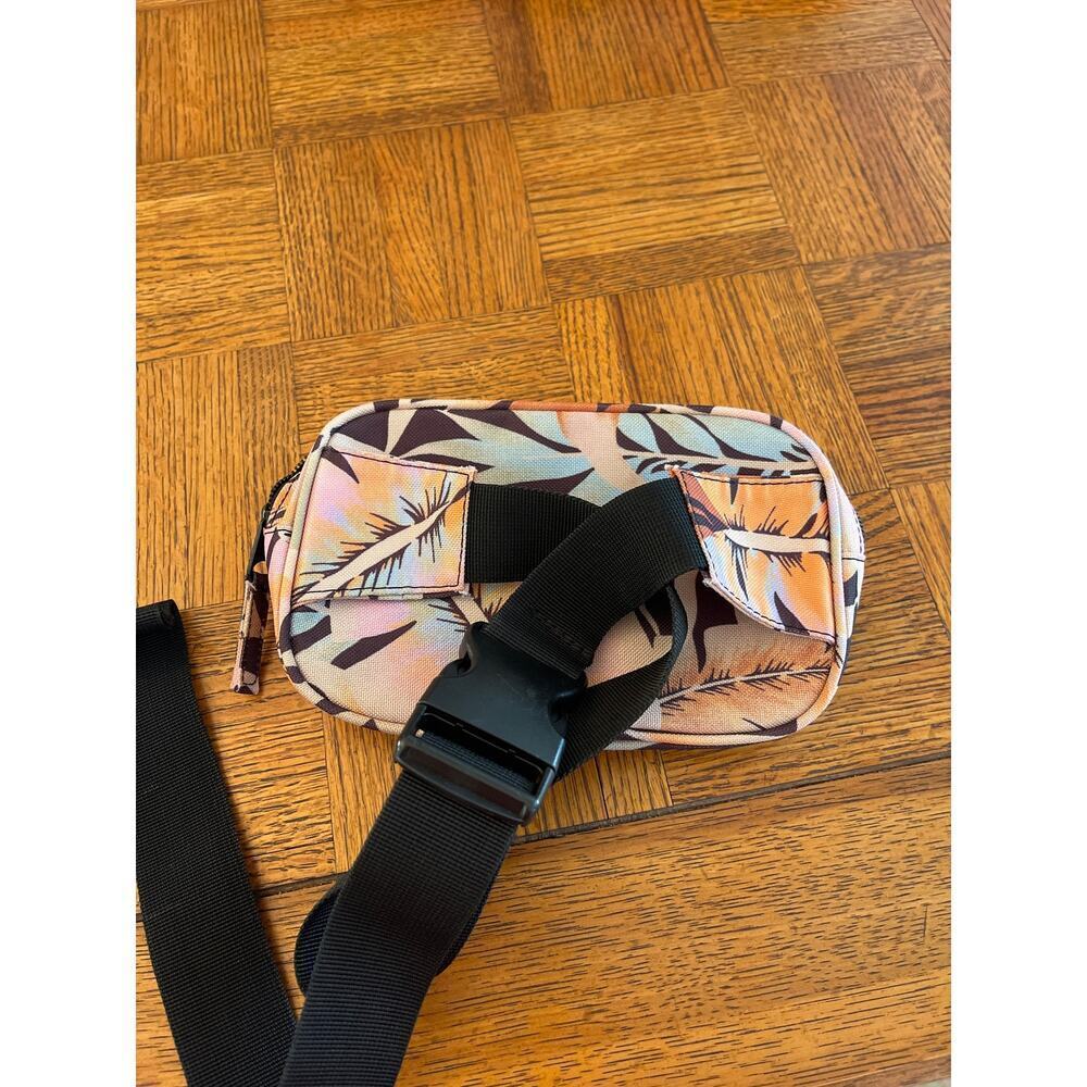BILLABONG BELT BAG - Picture 2 of 4